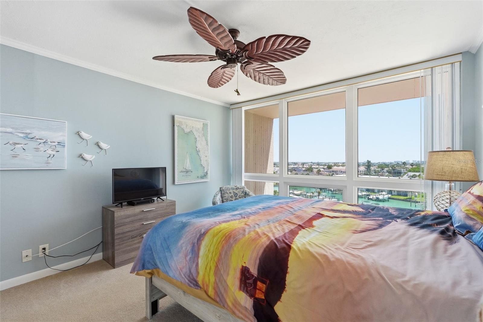 KEY CAPRI CONDO - Residential