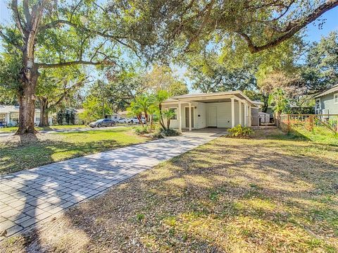 A home in TAMPA