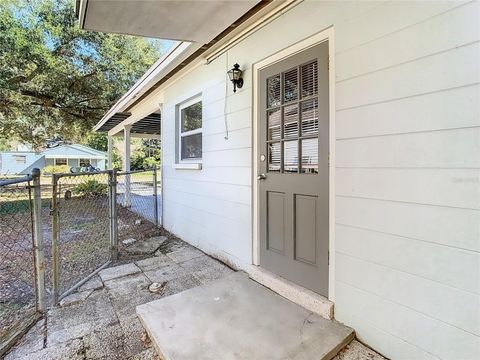 A home in TAMPA