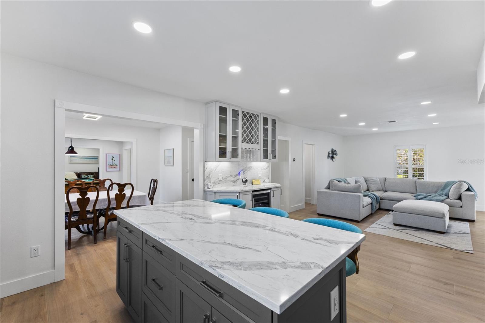 PASADENA ON THE GULF SEC C - Residential Lease