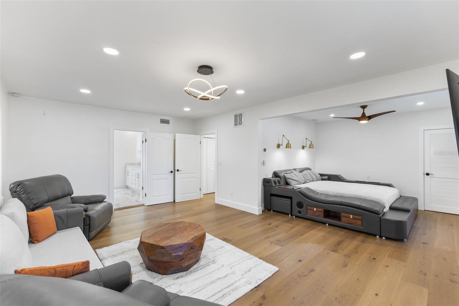 PASADENA ON THE GULF SEC C - Residential Lease