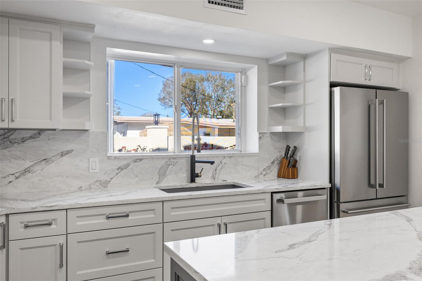 PASADENA ON THE GULF SEC C - Residential Lease