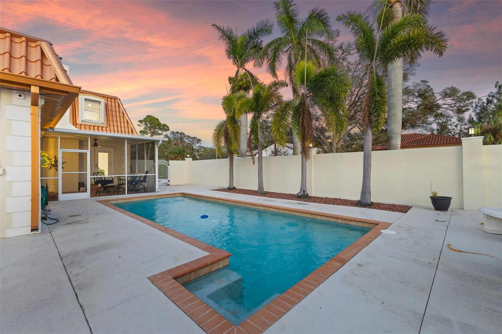 PASADENA ON THE GULF SEC C - Residential Lease