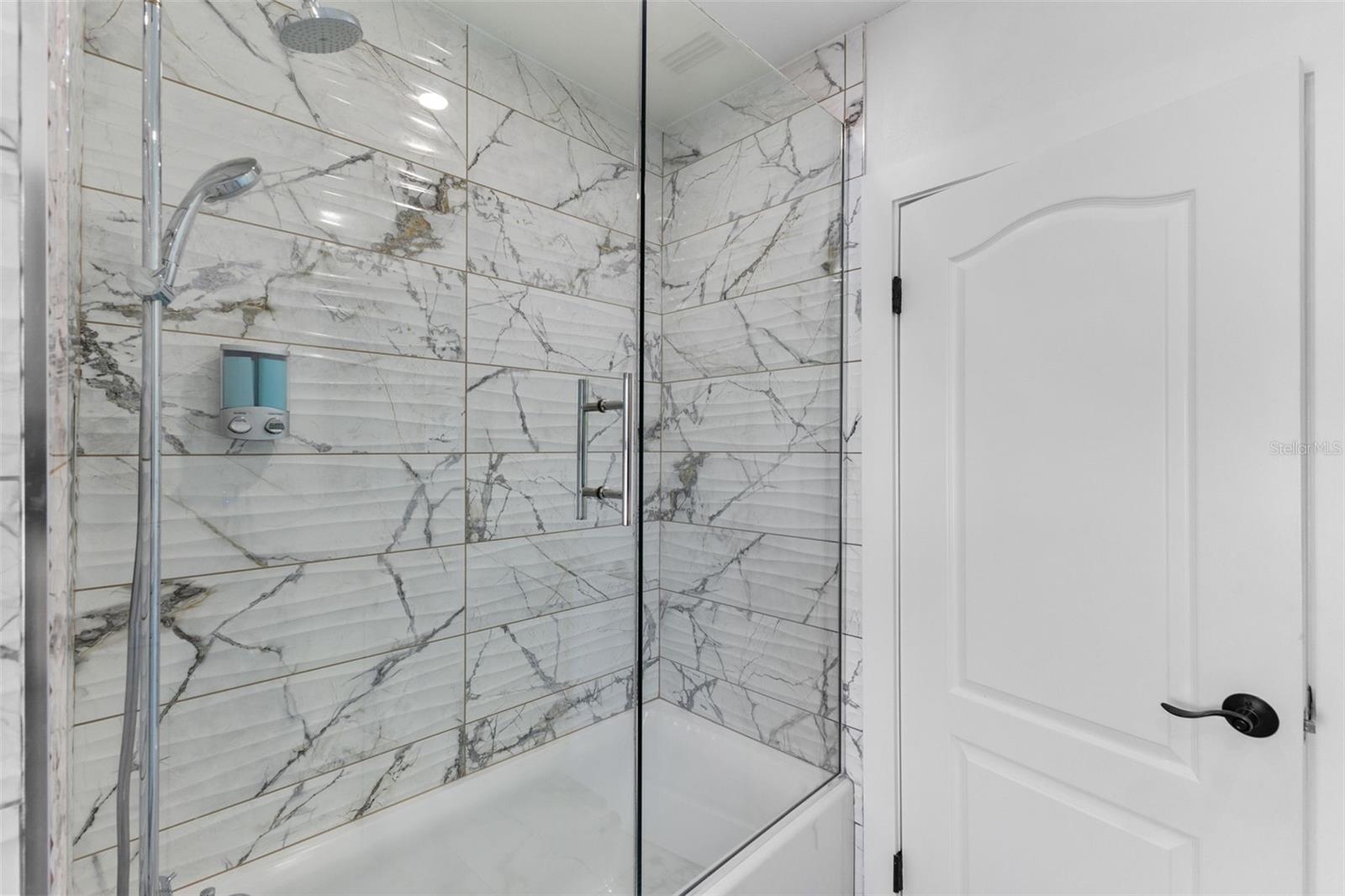 PASADENA ON THE GULF SEC C - Residential Lease