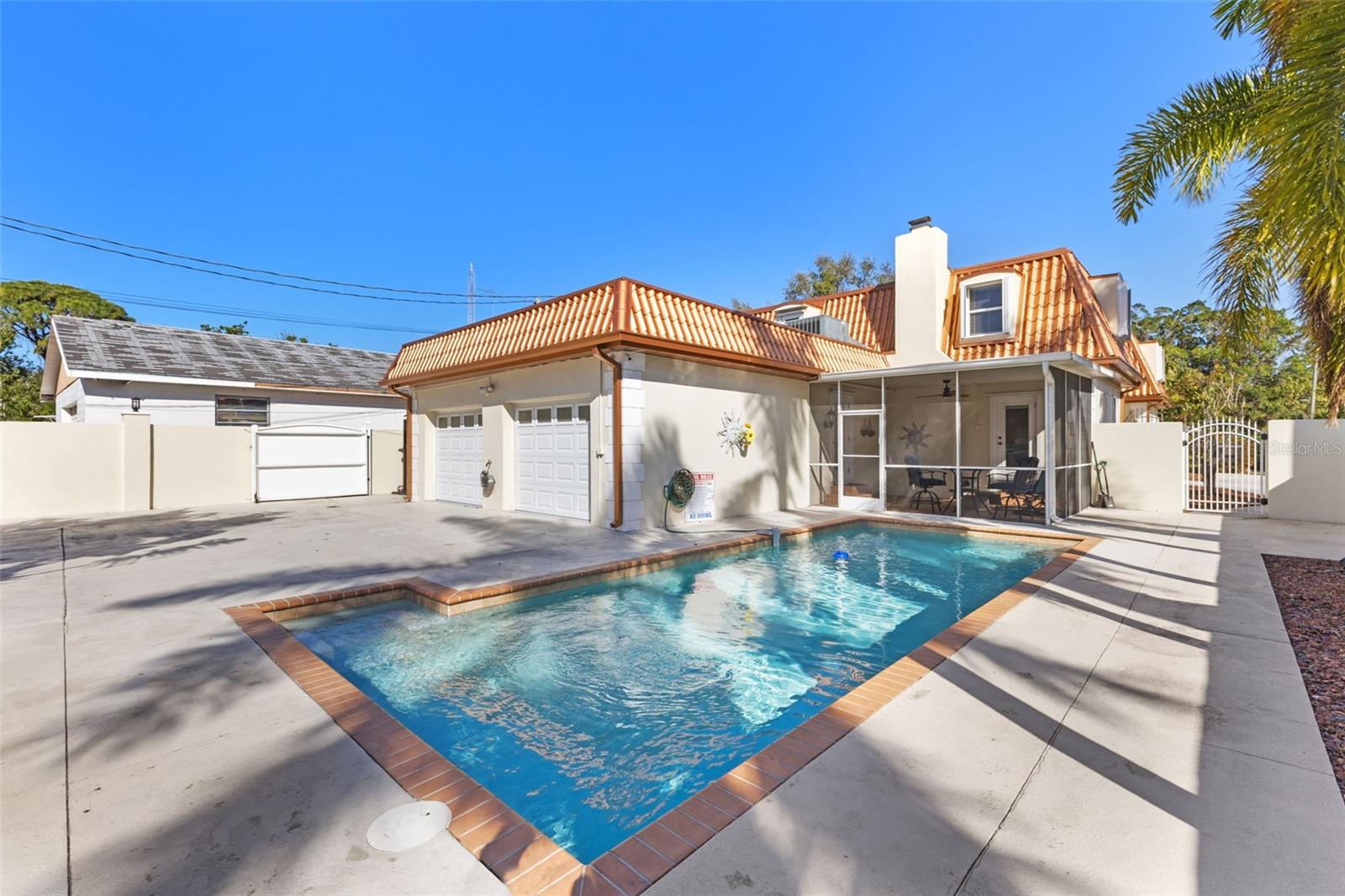 PASADENA ON THE GULF SEC C - Residential Lease