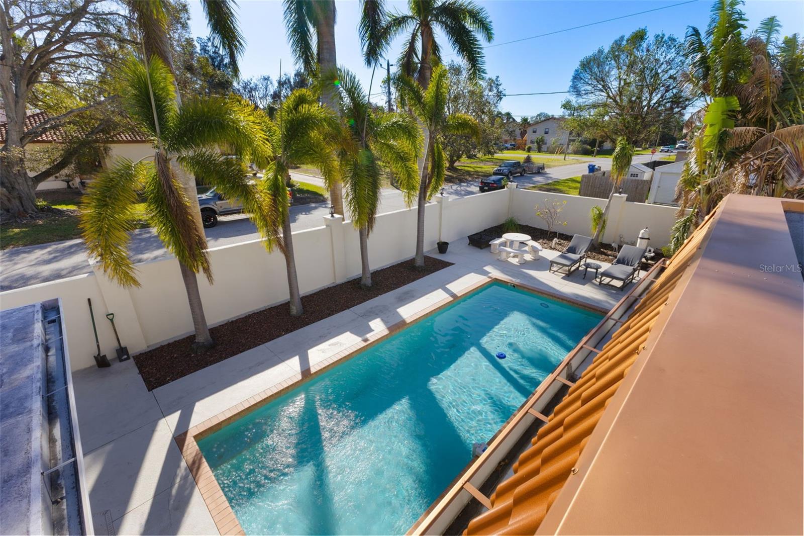 PASADENA ON THE GULF SEC C - Residential Lease