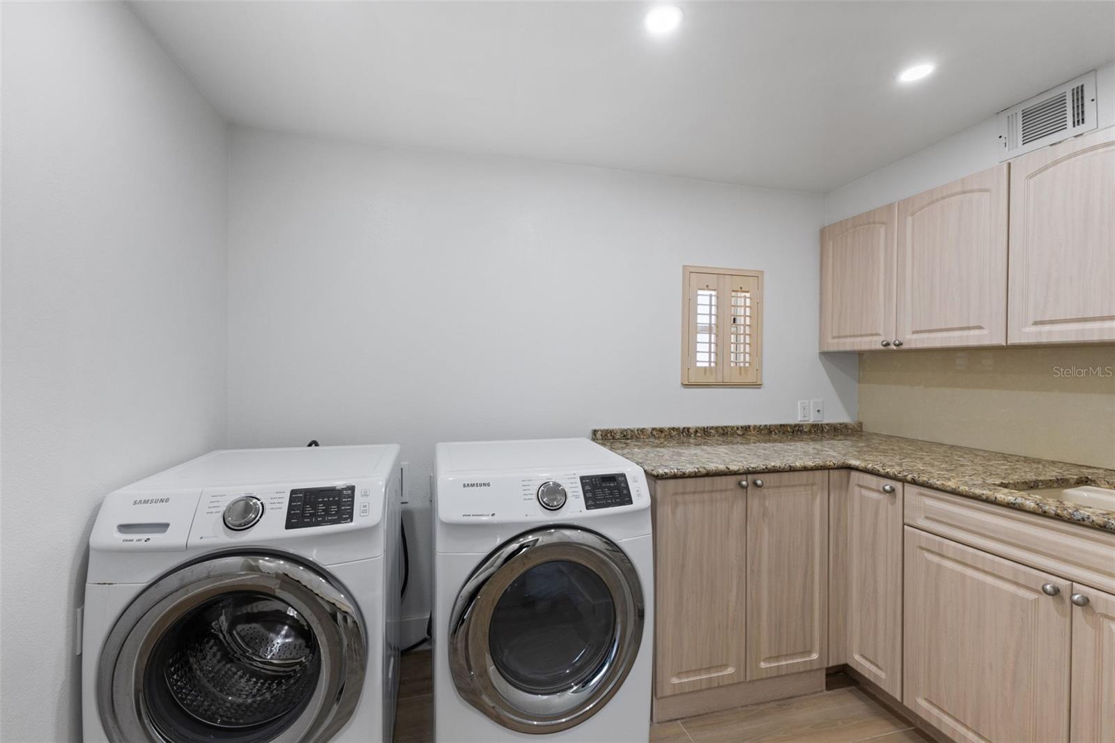 PASADENA ON THE GULF SEC C - Residential Lease