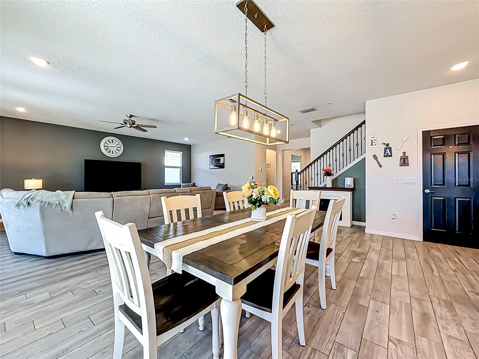 LIVE OAK LAKE PH 1 - Residential