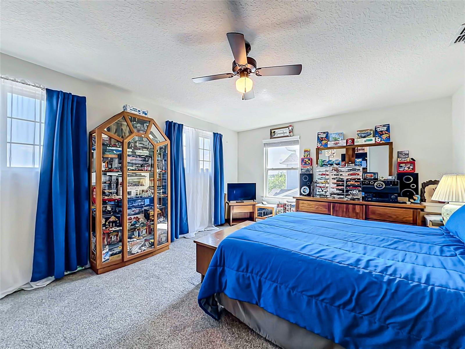 LIVE OAK LAKE PH 1 - Residential