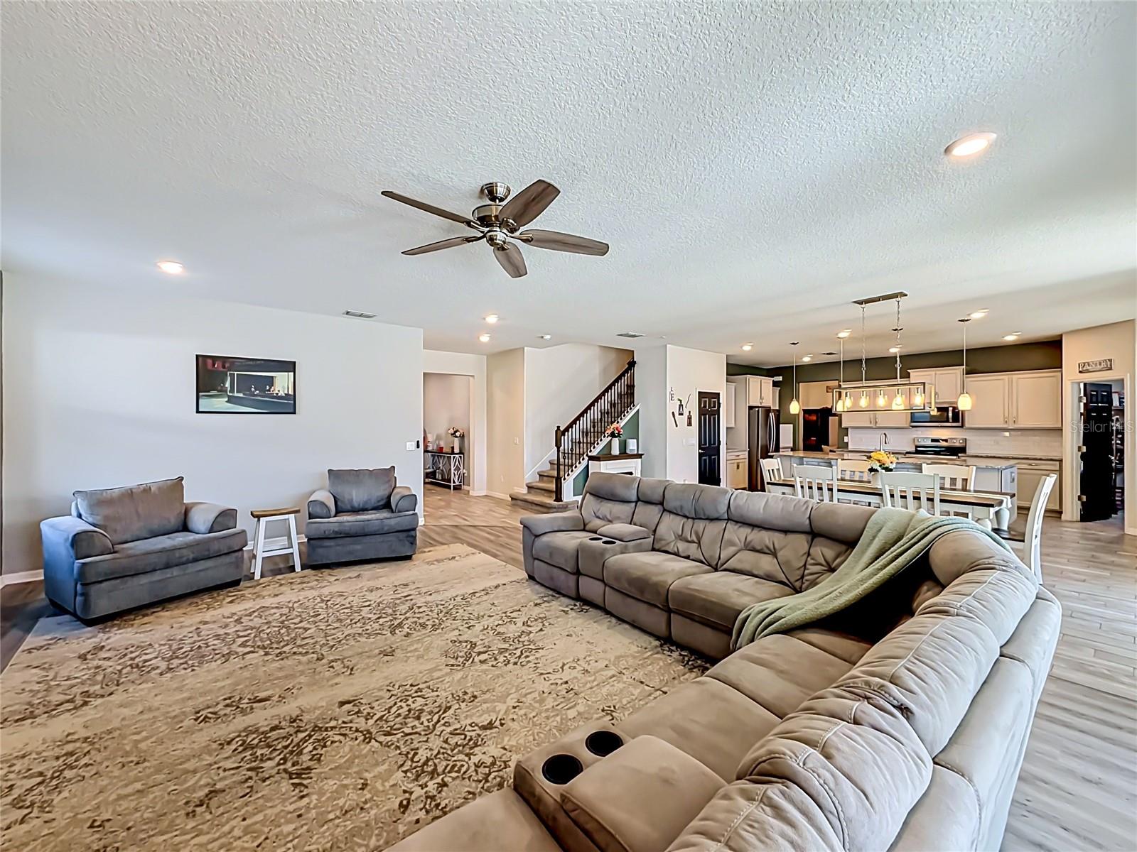 LIVE OAK LAKE PH 1 - Residential