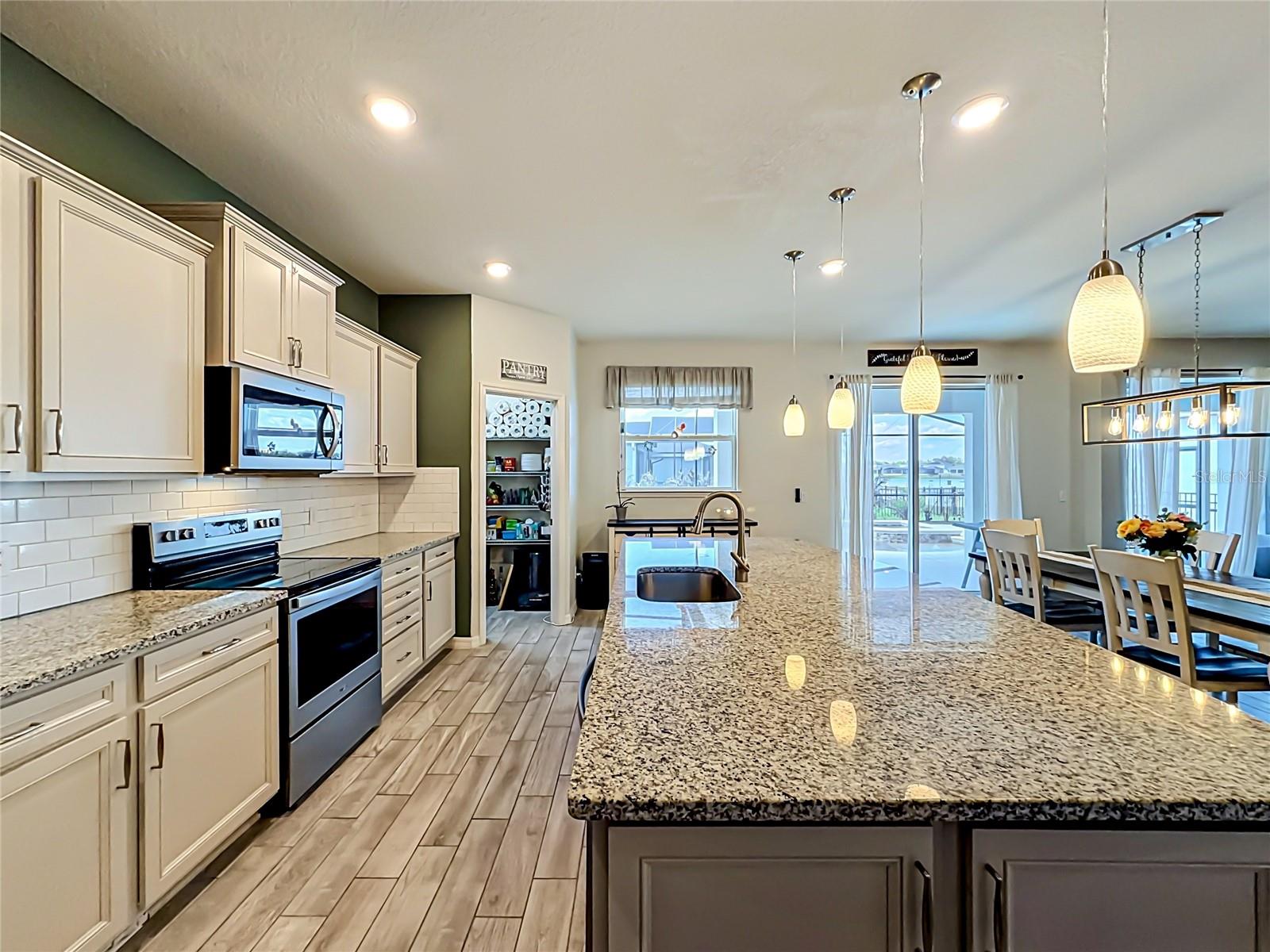 LIVE OAK LAKE PH 1 - Residential
