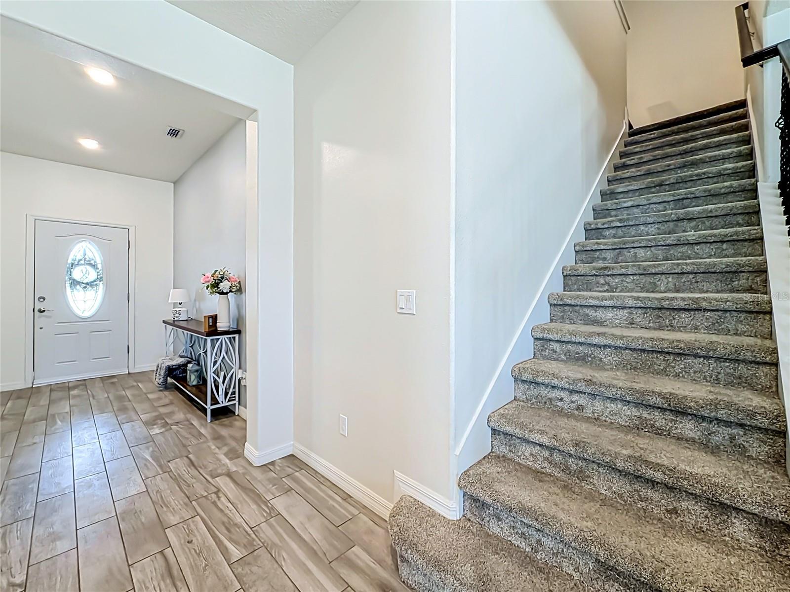 LIVE OAK LAKE PH 1 - Residential