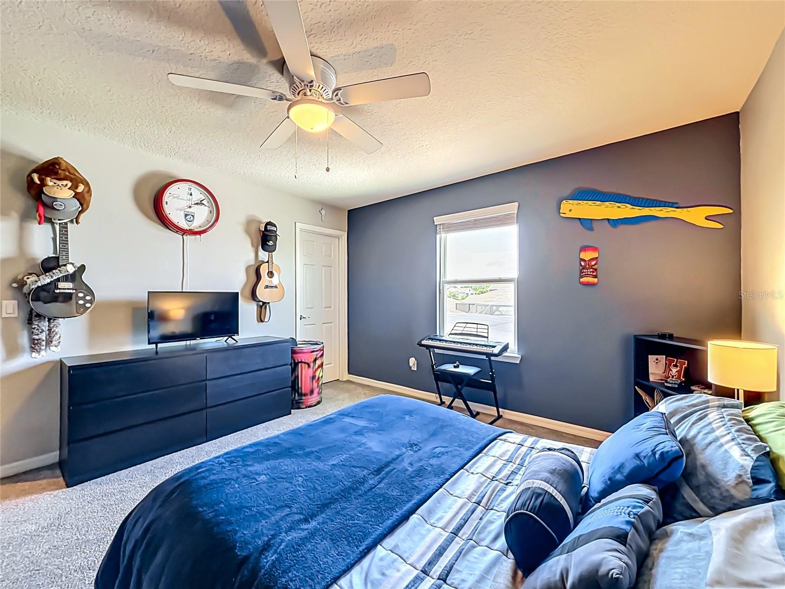 LIVE OAK LAKE PH 1 - Residential