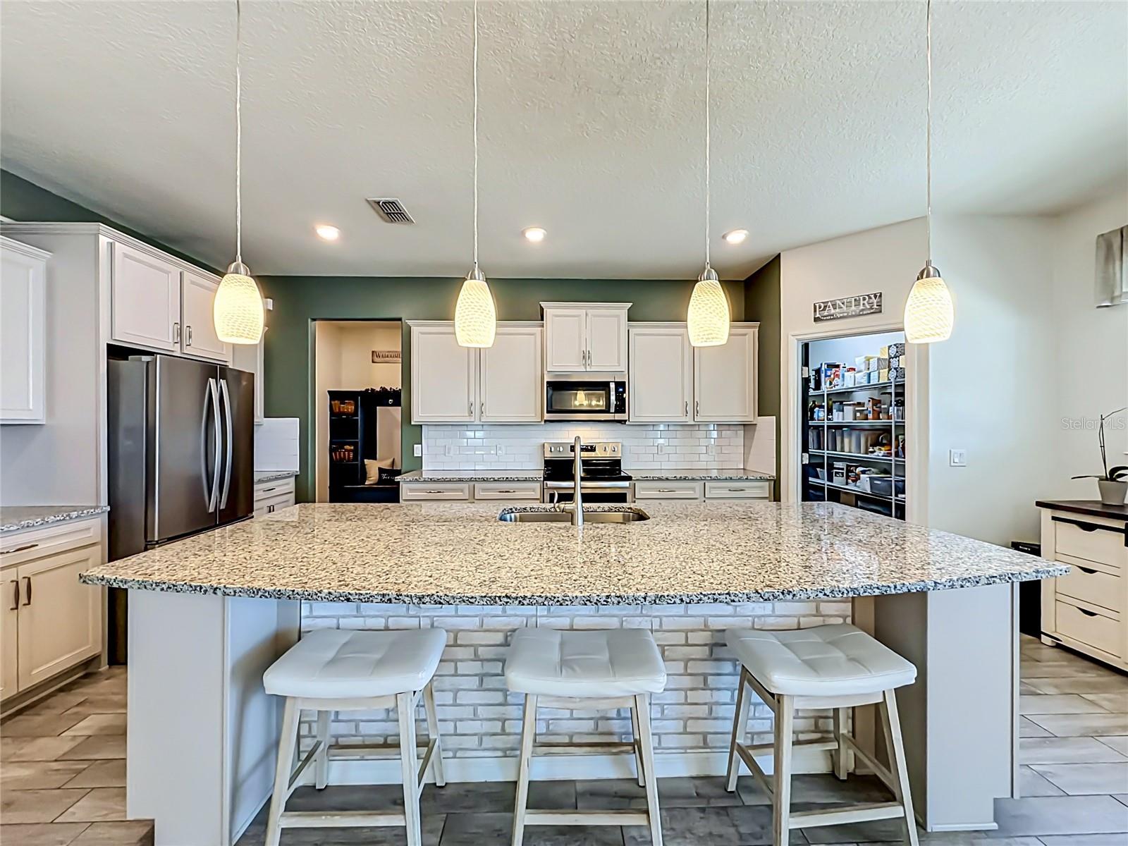 LIVE OAK LAKE PH 1 - Residential