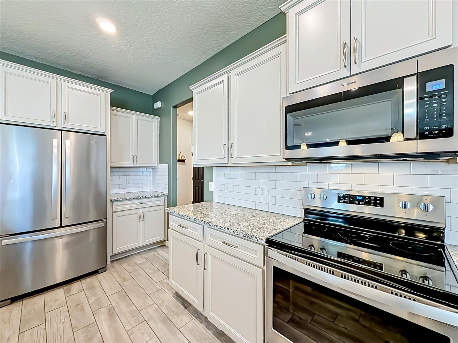 LIVE OAK LAKE PH 1 - Residential