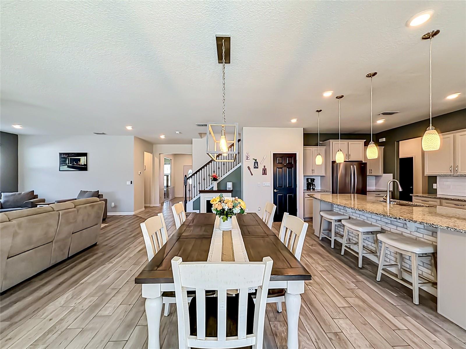 LIVE OAK LAKE PH 1 - Residential