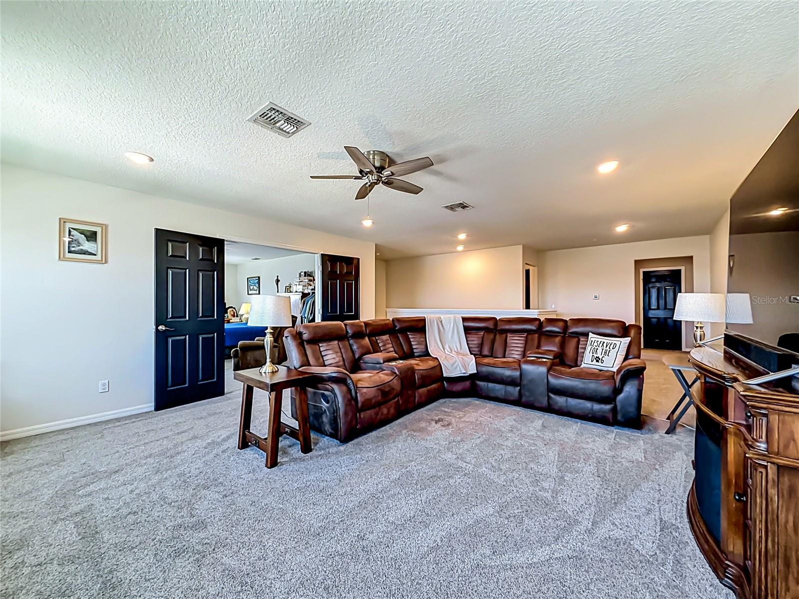 LIVE OAK LAKE PH 1 - Residential