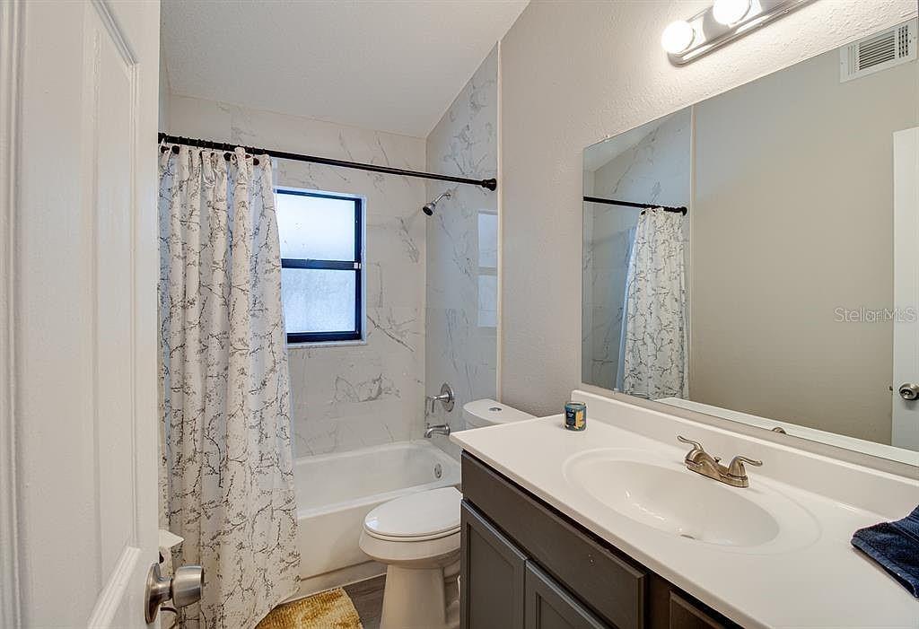 WINDSONG ESTATES - Residential