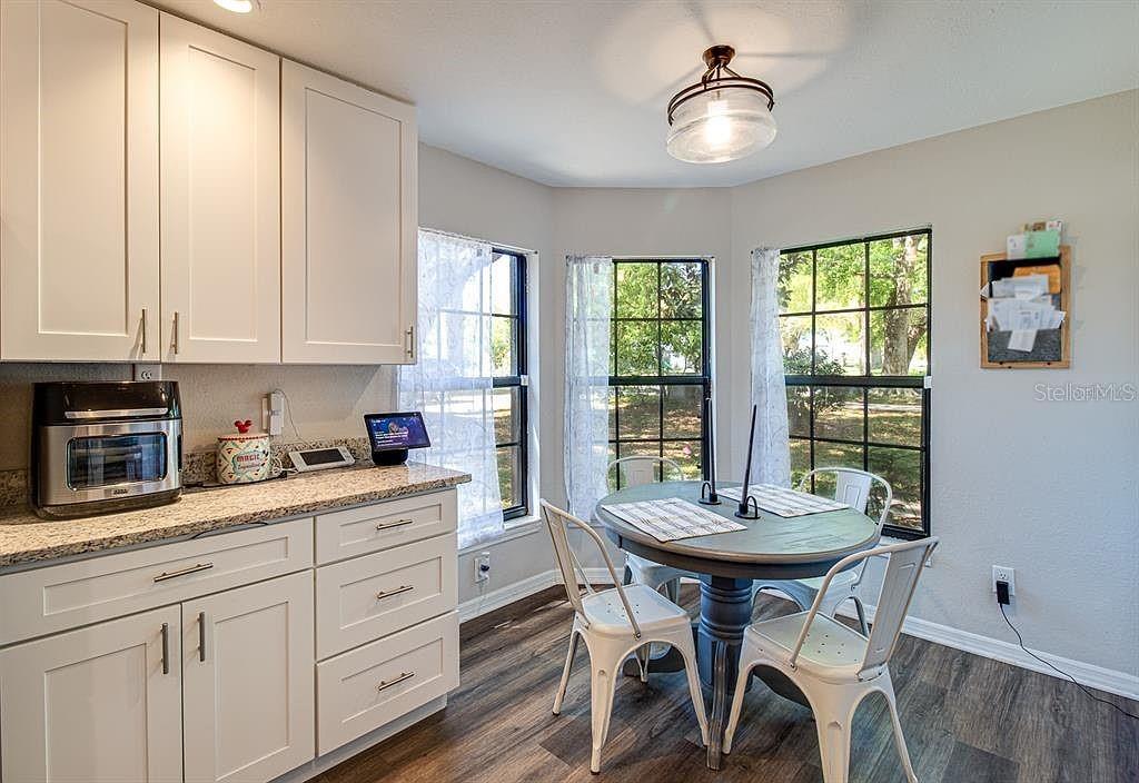 WINDSONG ESTATES - Residential