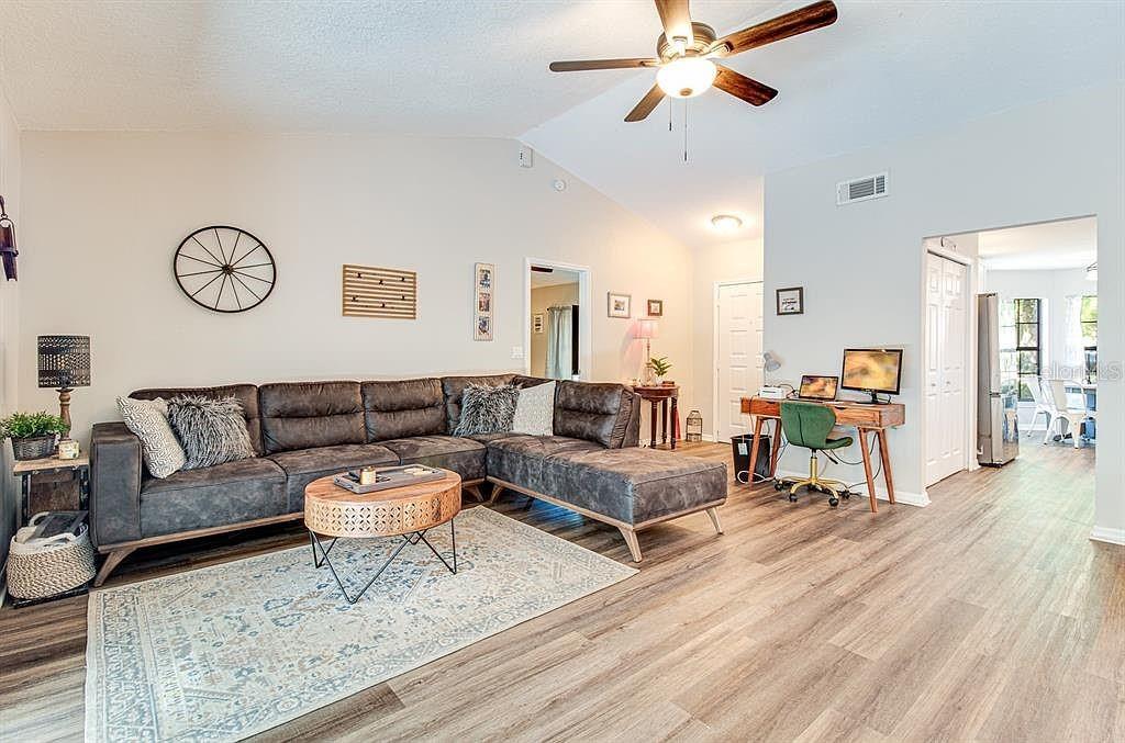 WINDSONG ESTATES - Residential