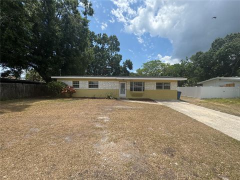 438 COUNTRY CLUB DRIVE OLDSMAR FL 34677