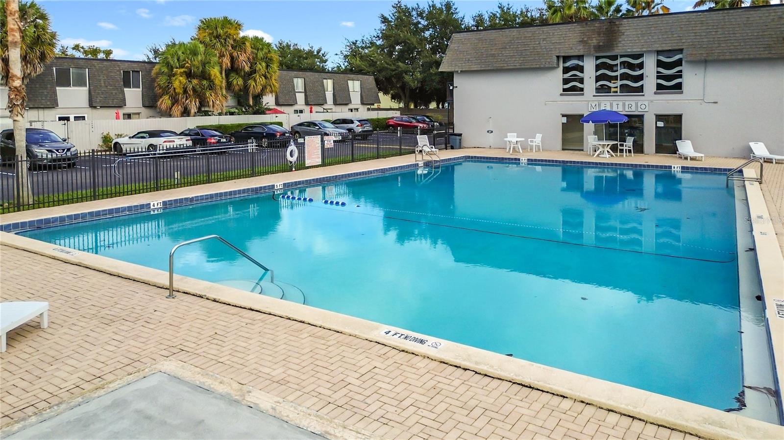 METRO/MICHIGAN PARK CONDO - Residential