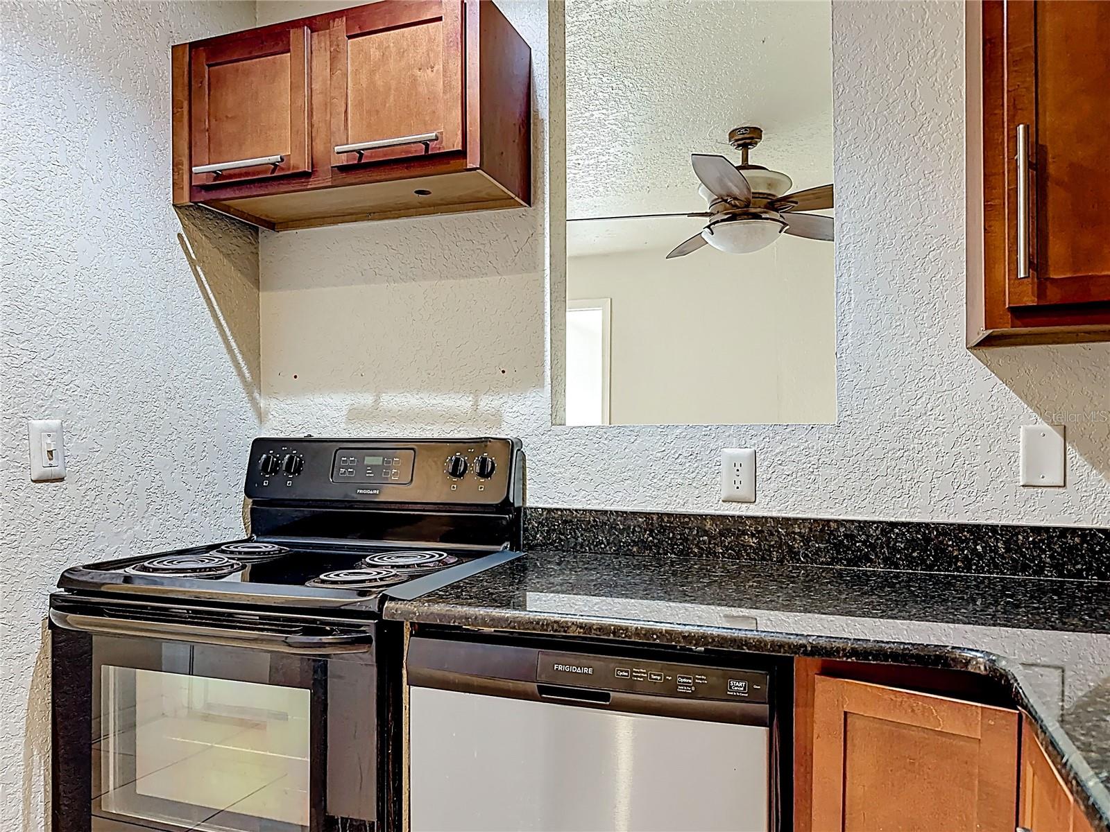 METRO/MICHIGAN PARK CONDO - Residential