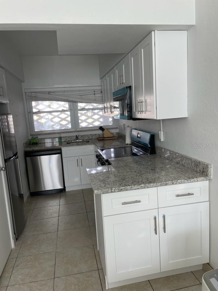 7050 SUNSET WAY 11