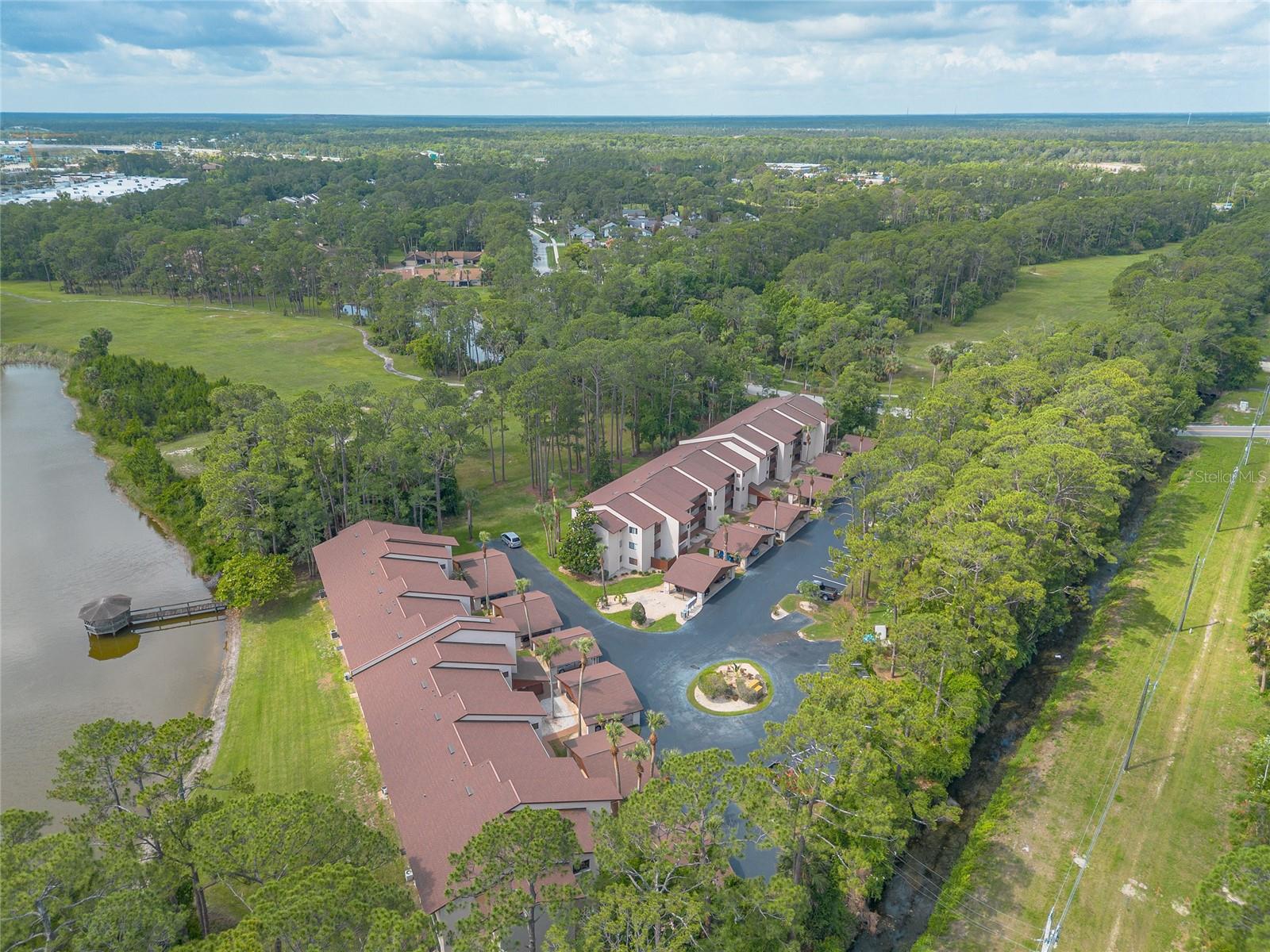 INDIGO POINT CONDO PH 01 - Residential