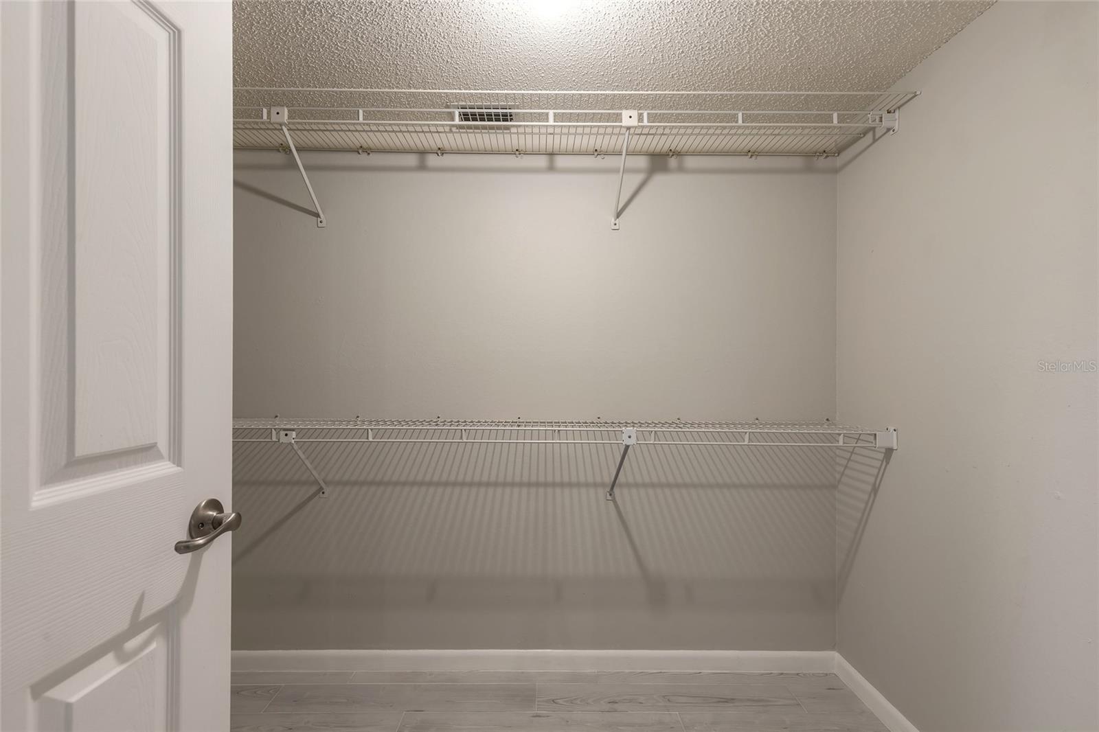INDIGO POINT CONDO PH 01 - Residential