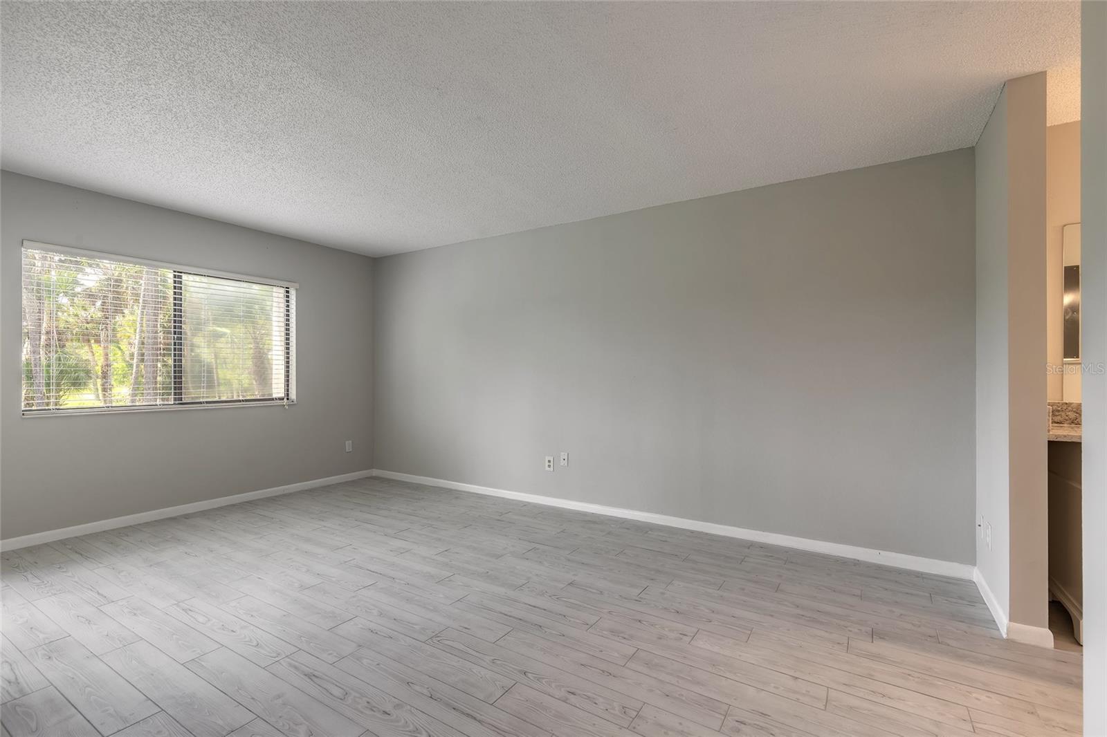 INDIGO POINT CONDO PH 01 - Residential