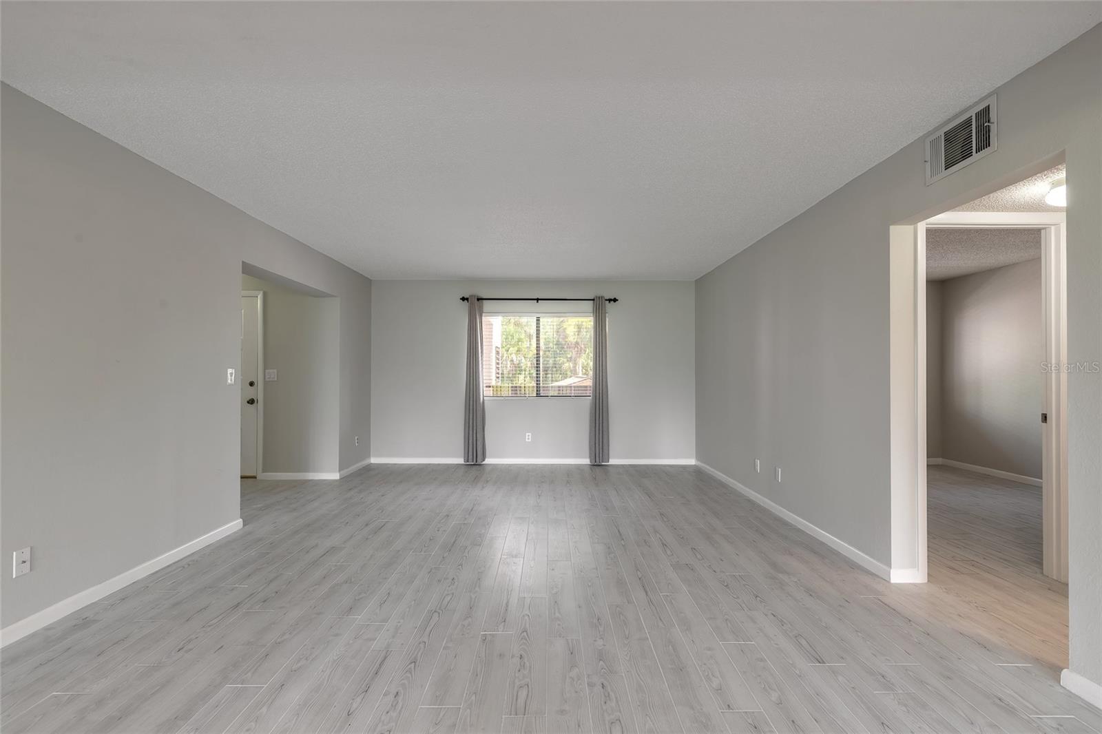INDIGO POINT CONDO PH 01 - Residential