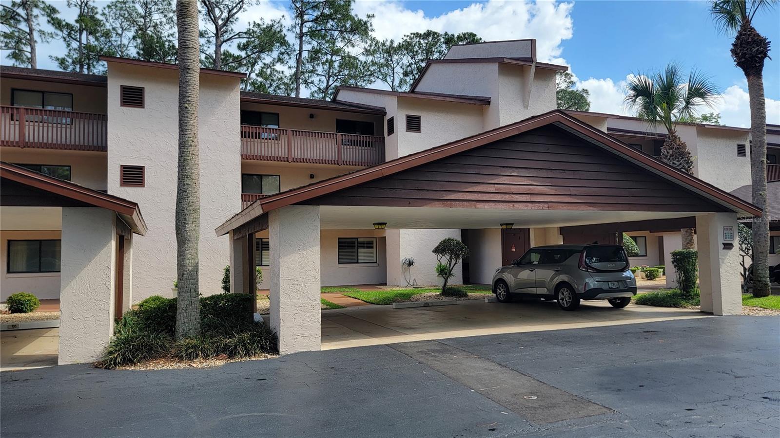 275 INDIGO DRIVE 204