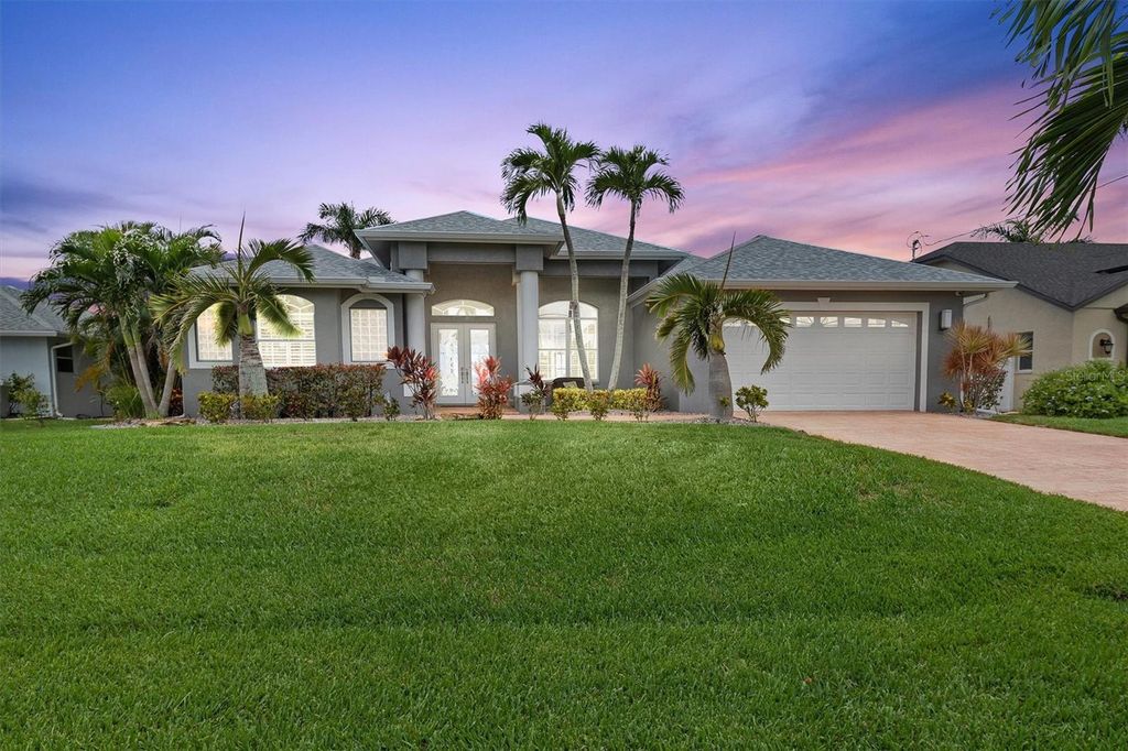 Photo of 3034 SW 28th Avenue, Cape Coral, FL 33914 (MLS # C7517944)