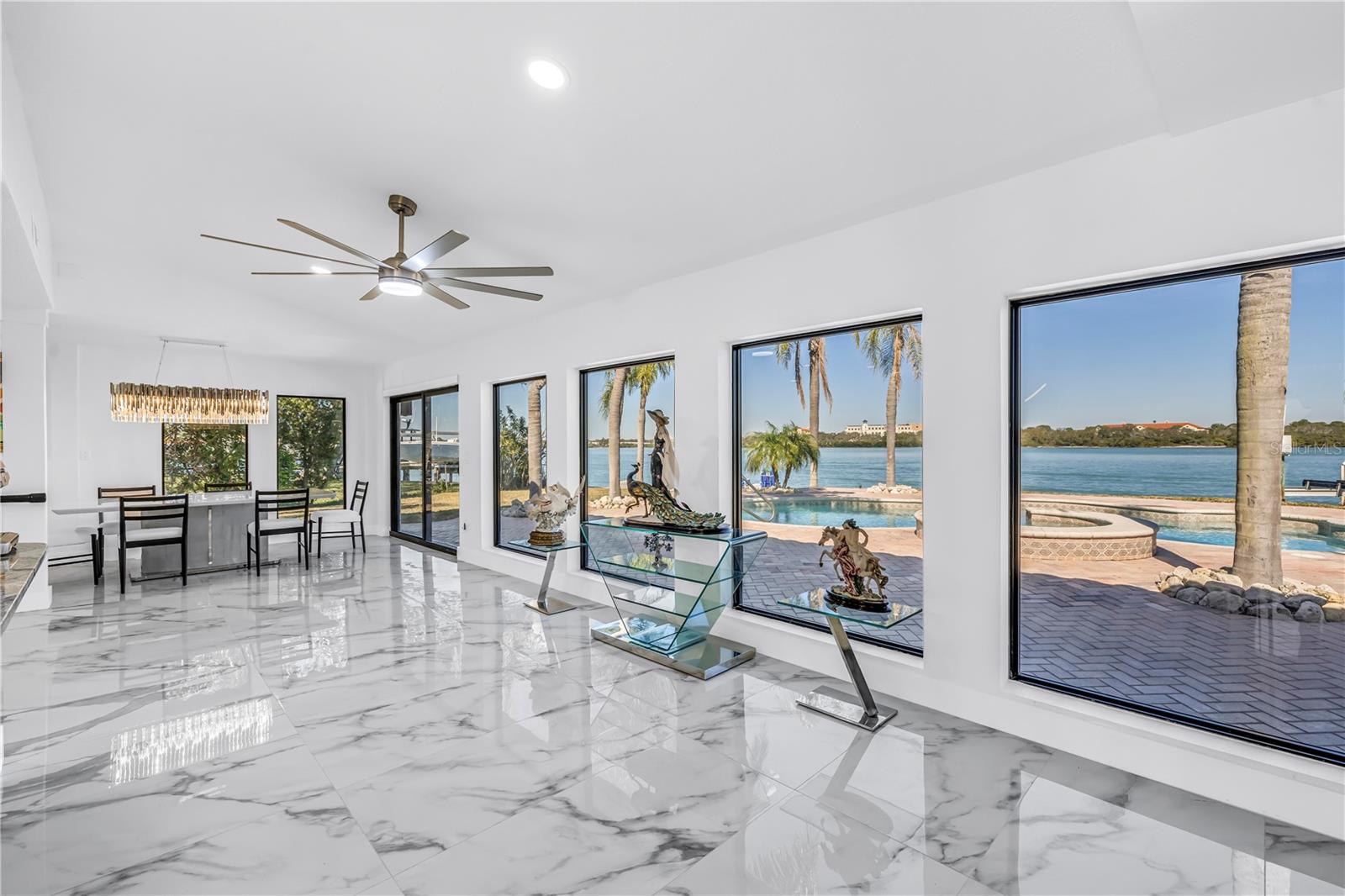 CRYSTAL ISLAND - Residential