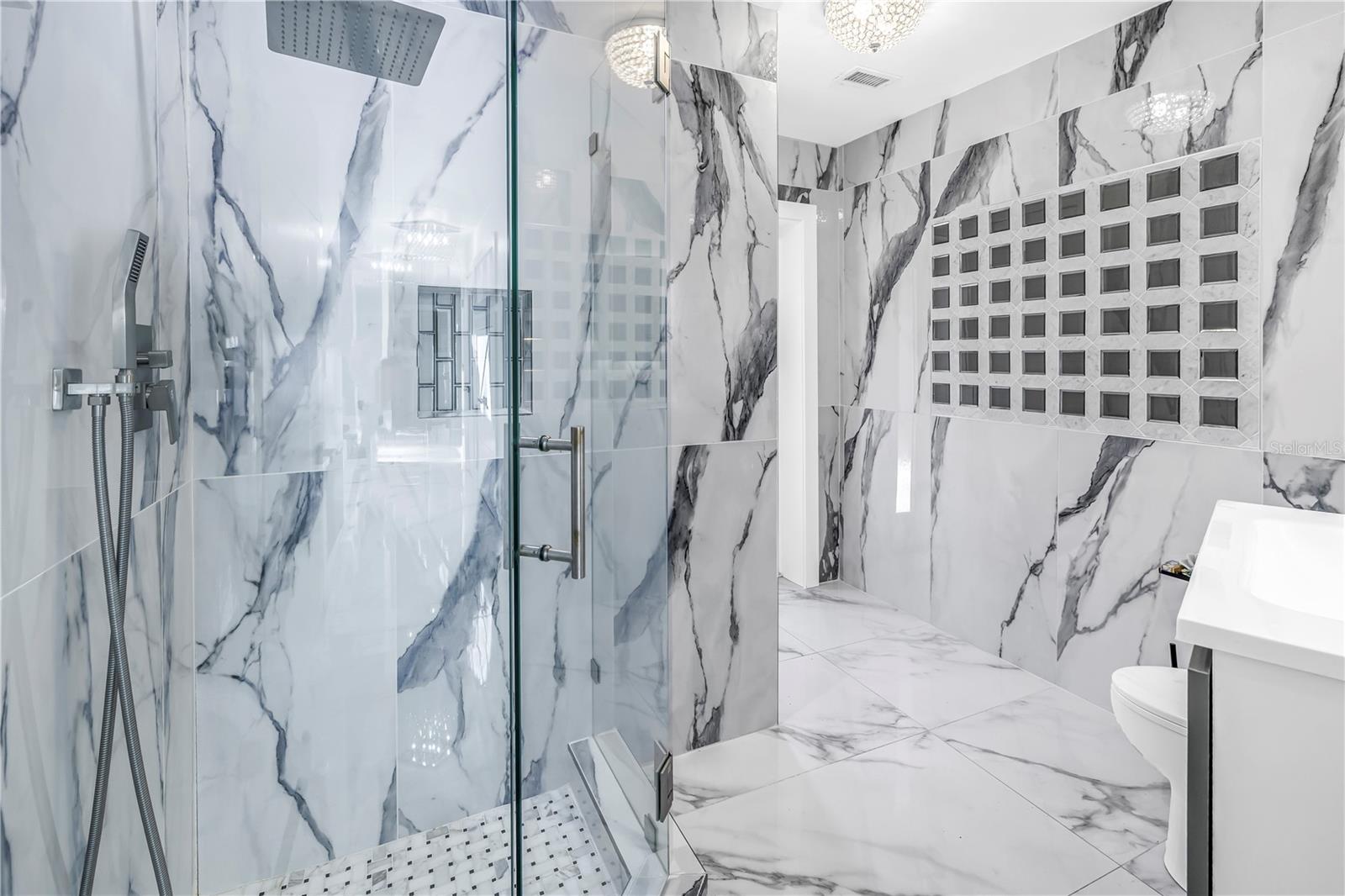 CRYSTAL ISLAND - Residential