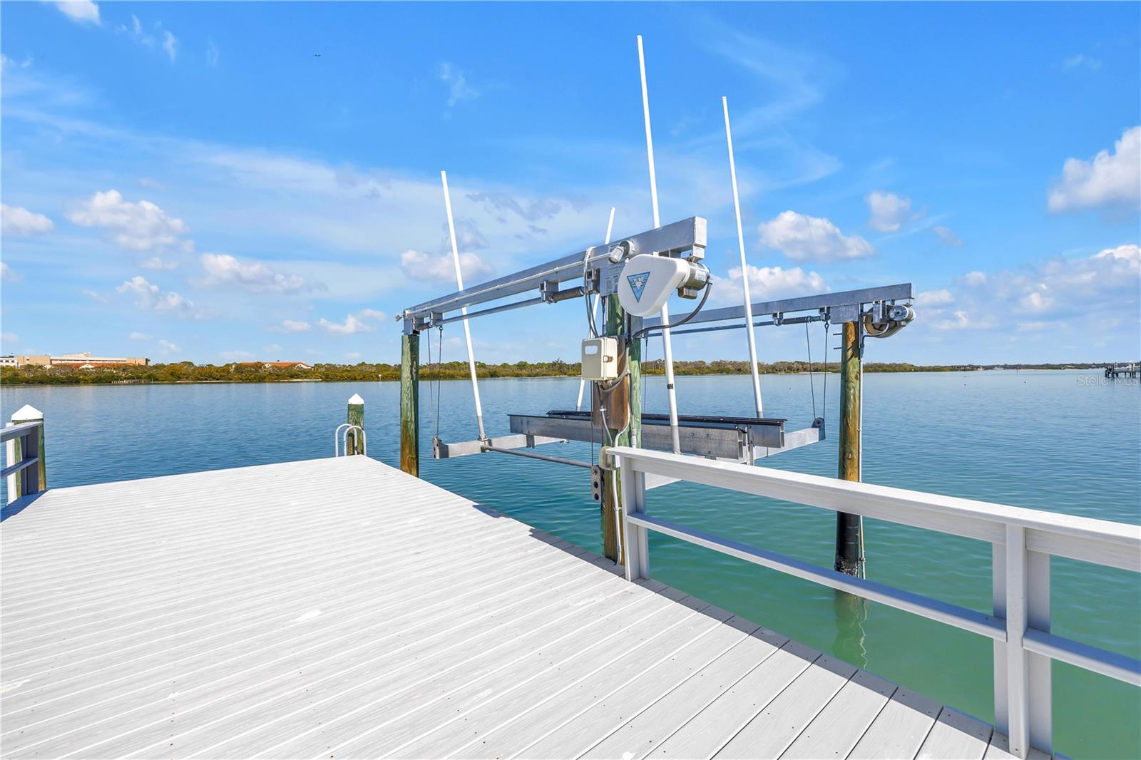 CRYSTAL ISLAND - Residential