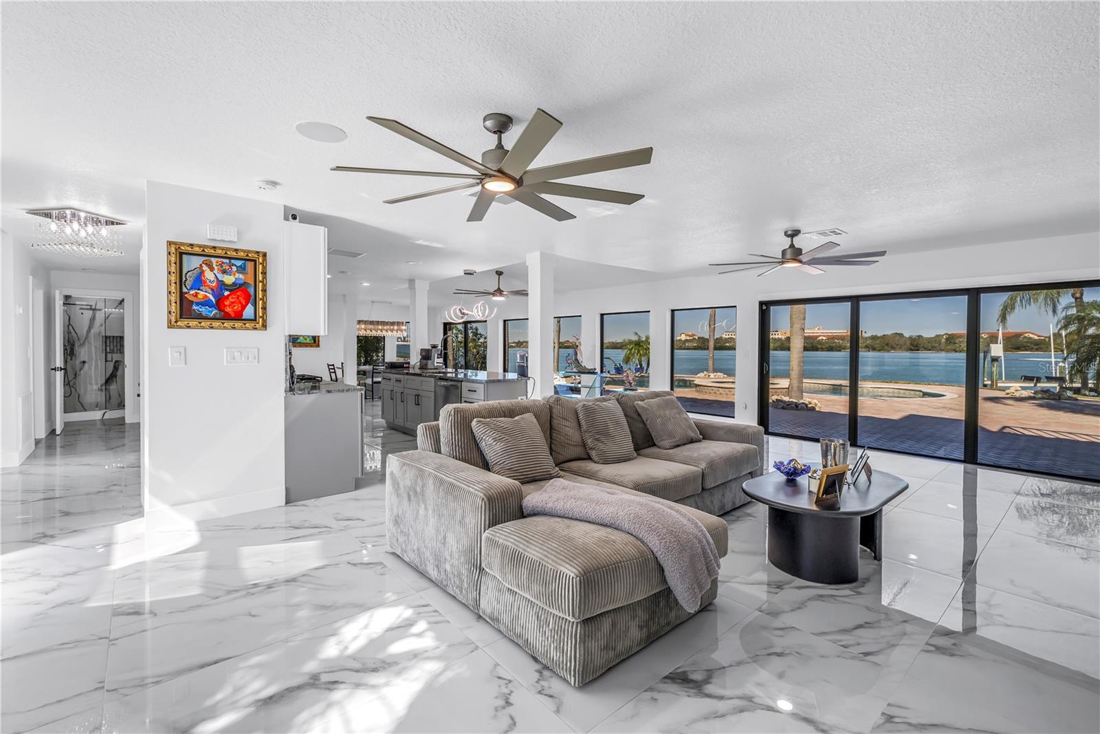 CRYSTAL ISLAND - Residential