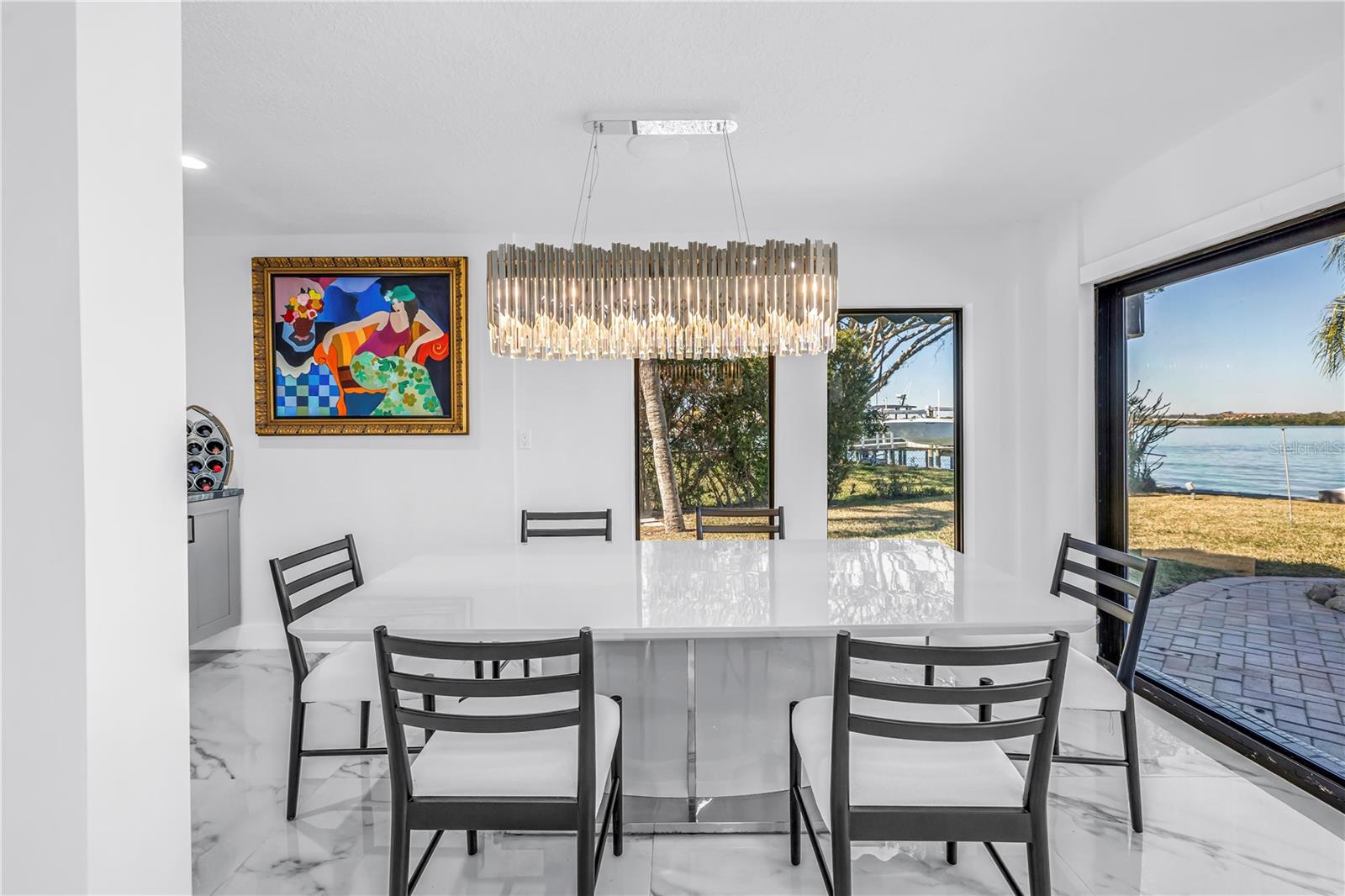 CRYSTAL ISLAND - Residential