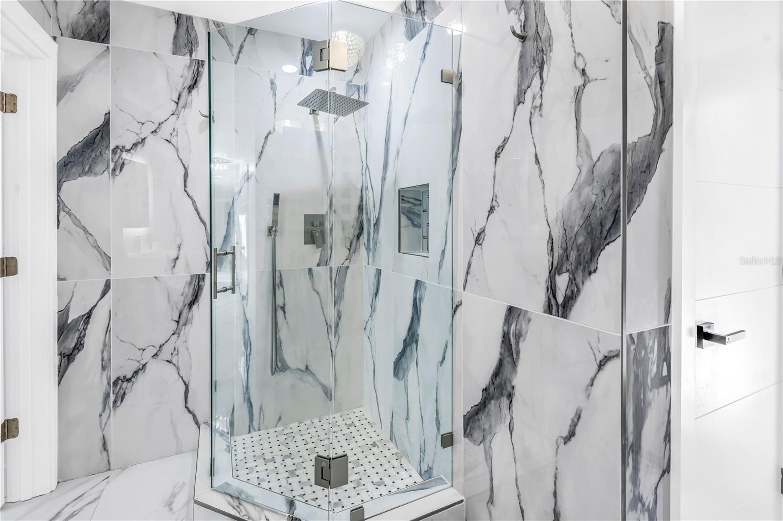 CRYSTAL ISLAND - Residential