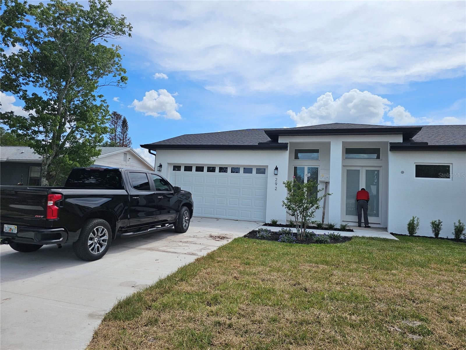292 GARDENIA ROAD