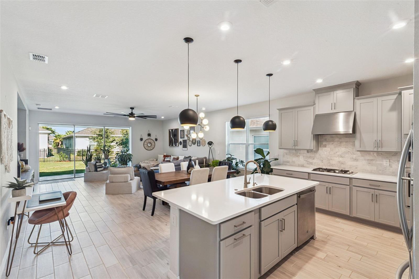 HLND RANCH/CANYONS PH 6 - Residential