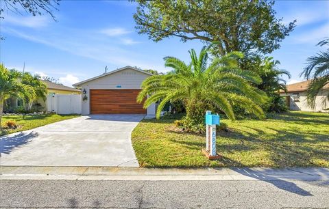6808 FRIENDSHIP DRIVE SARASOTA FL 34241