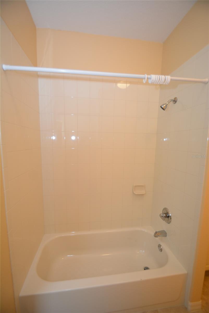 CYPRESS KNOLL - Residential Lease