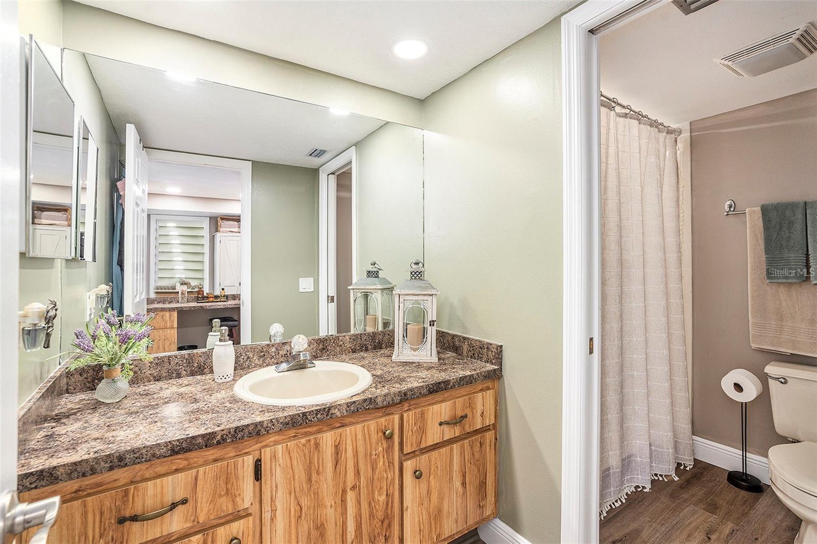 SAND PEBBLE POINTE CONDO 01 AMD 02 - Residential