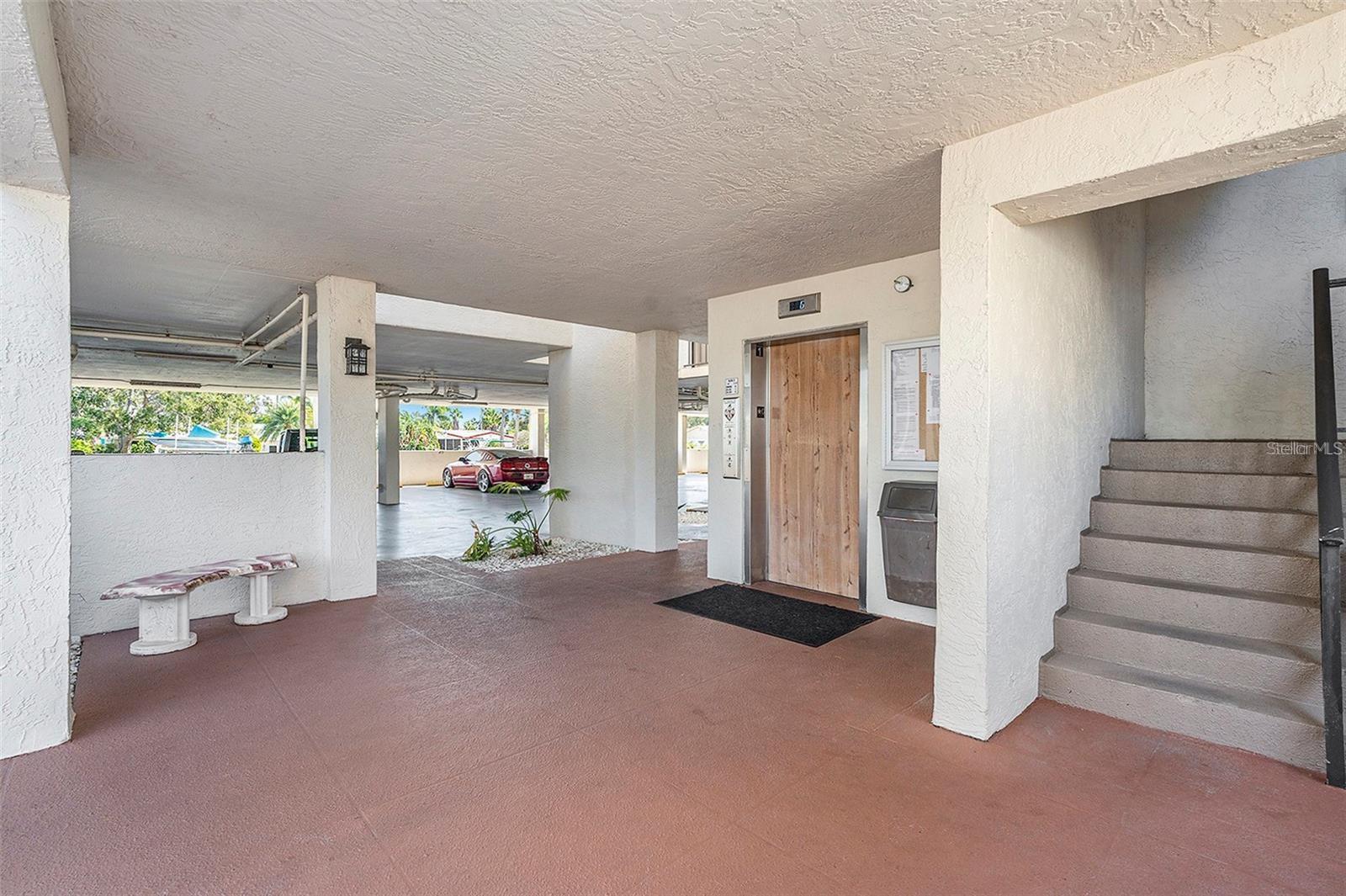 SAND PEBBLE POINTE CONDO 01 AMD 02 - Residential