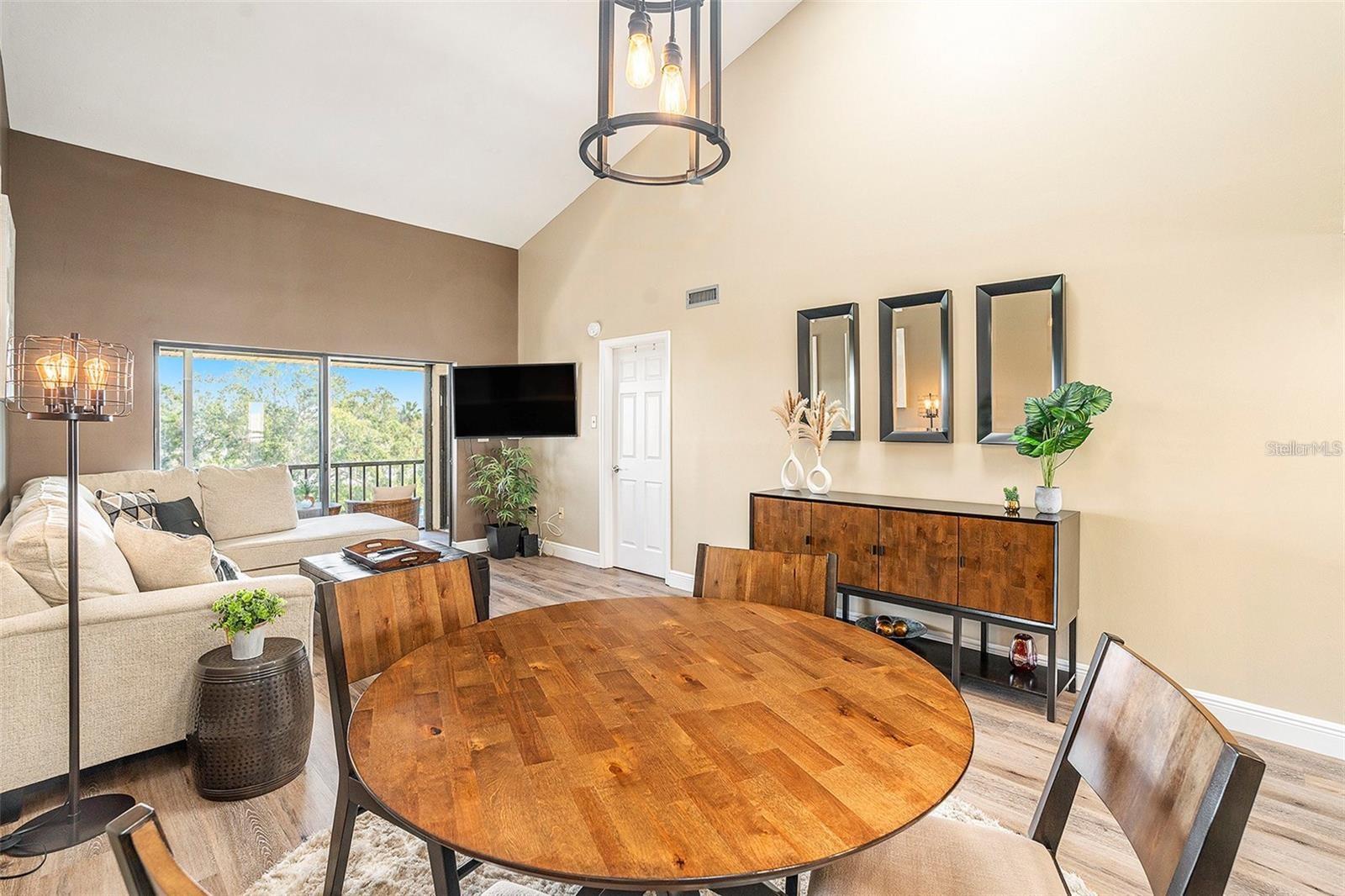 SAND PEBBLE POINTE CONDO 01 AMD 02 - Residential