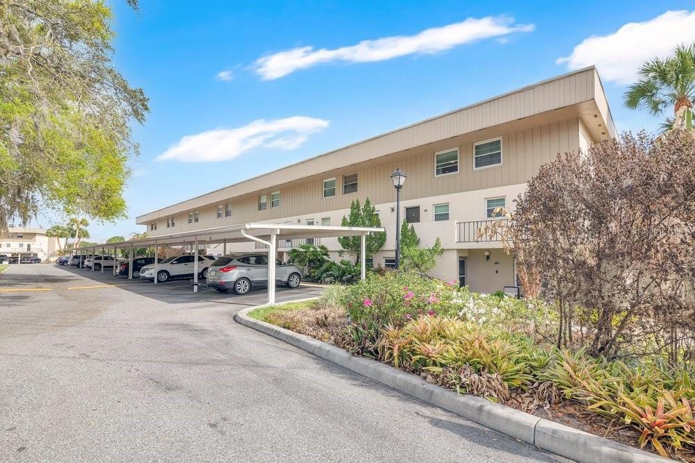 SLEEPY HARBOUR APTS CONDO - Residential