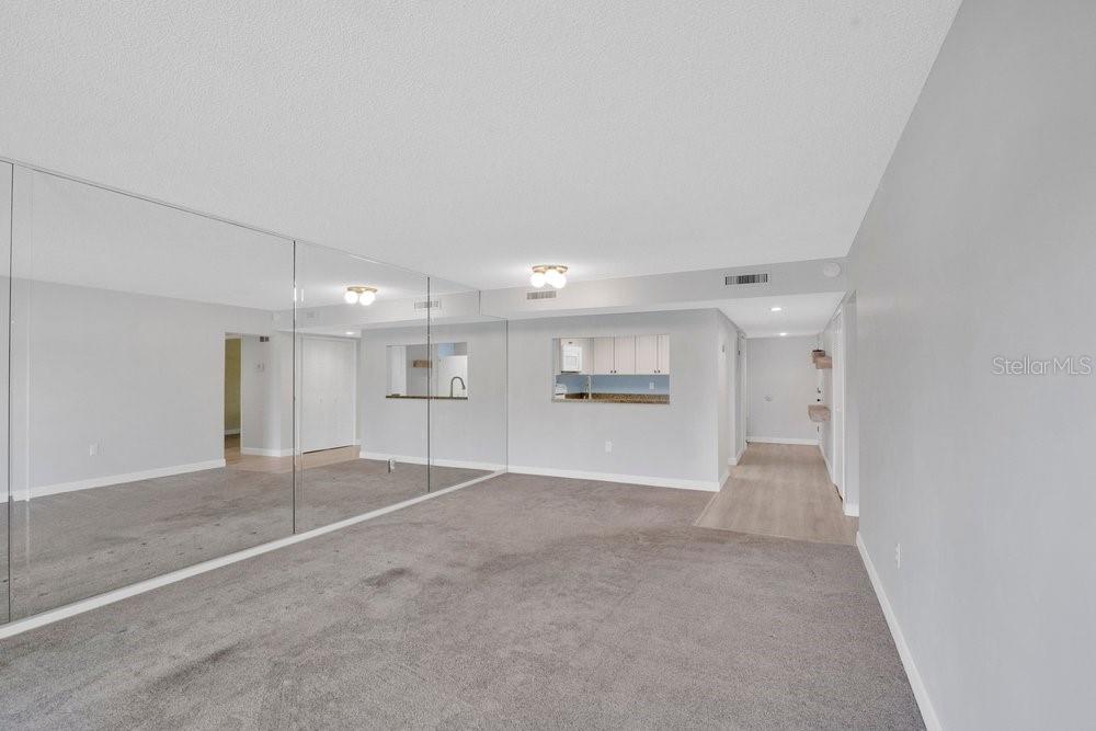 SLEEPY HARBOUR APTS CONDO - Residential