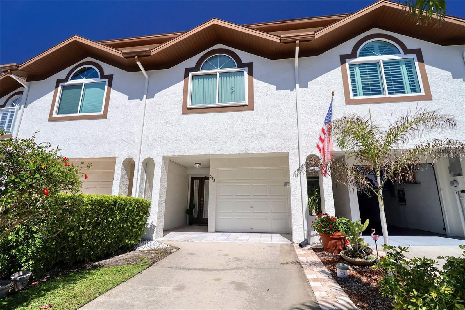 273 MADEIRA CIRCLE